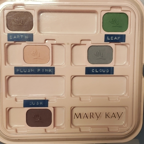 Mary Kay Retired 2226 Tray with 5 Unused Eye Colors - Picture 6 of 6